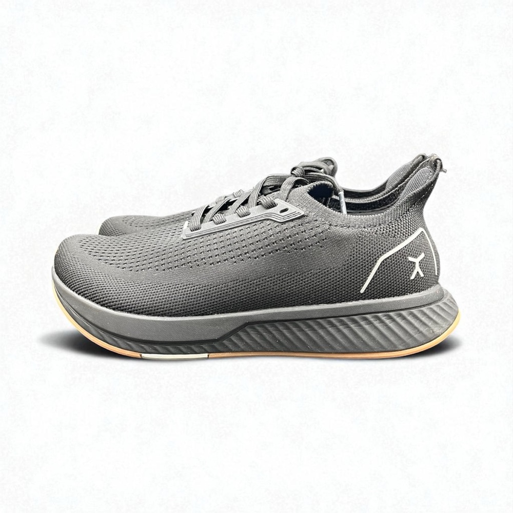 Flux Adapt Runner Black/Gum Womens 8.5 Mens 7